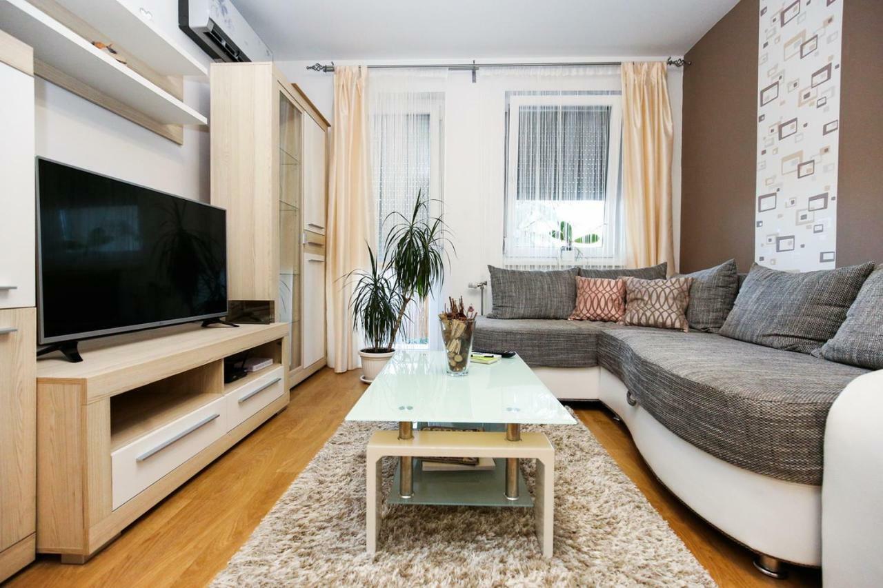 Welcome Apartman スボティツァ エクステリア 写真